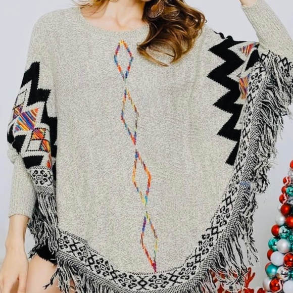 Adora Sweater Poncho with Sleeves, Boho Western Aztec, Women's S/M - Picture 2 of 14